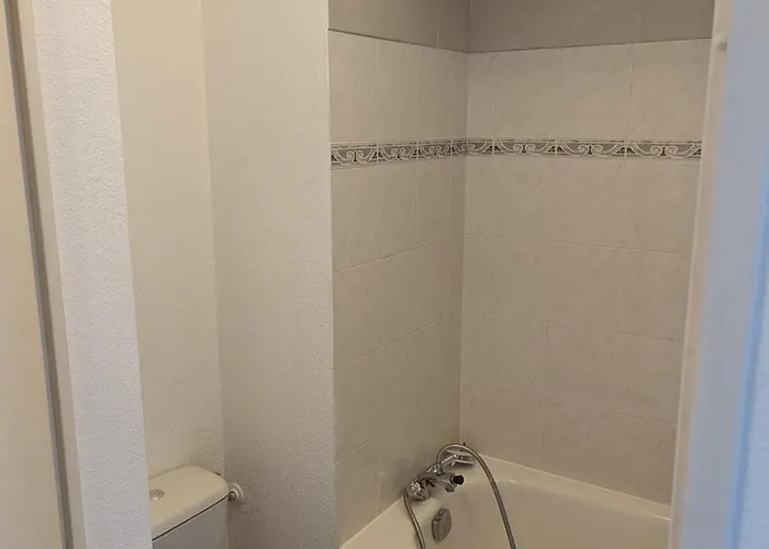 Center - 2 Person *